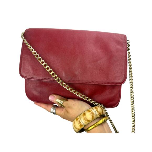 Vintage Handbags - Vintage GIANI BERNINI red genuine leather gold chain purse